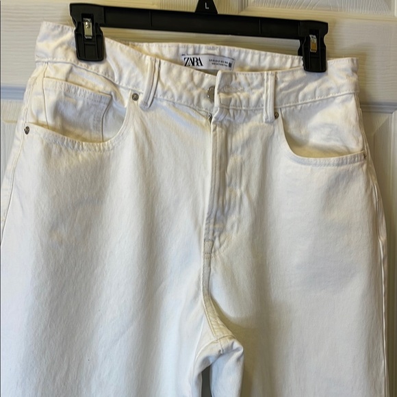 Zara Cream Straight Leg Jeans - Picture 3 of 5